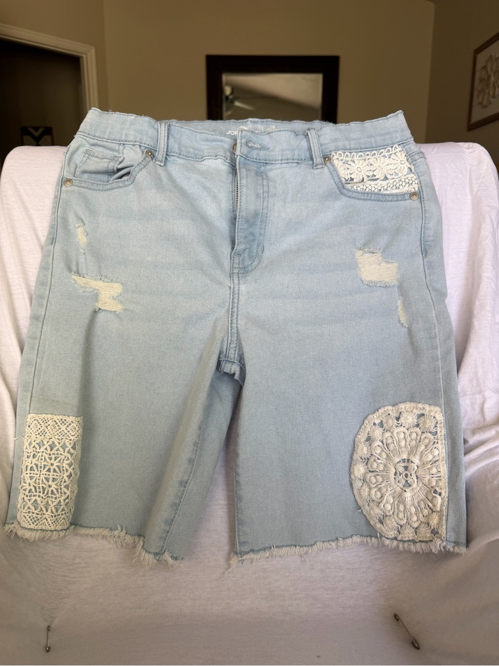 Jordache Light Blue Denim Shorts size 6